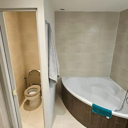 Lägenhet Apartman Ovesna *